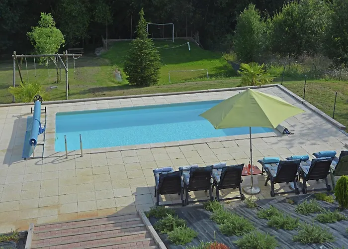 House In With Private Pool & Garden Willa *