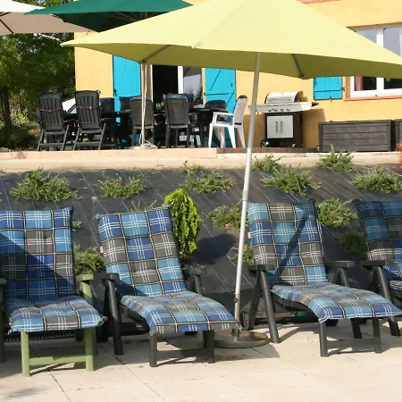 Spacious In With Private Pool