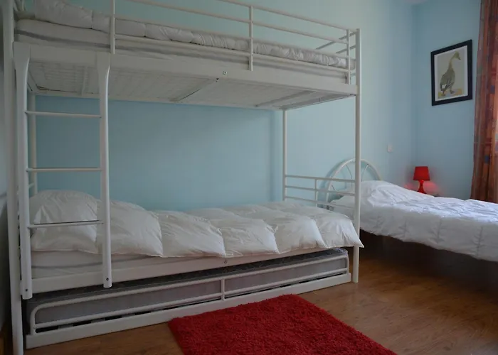 House In With Private Pool & Garden Villa *